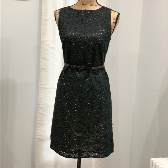 LOFT Dresses & Skirts - Ann Taylor Loft lace overlay dress size 4